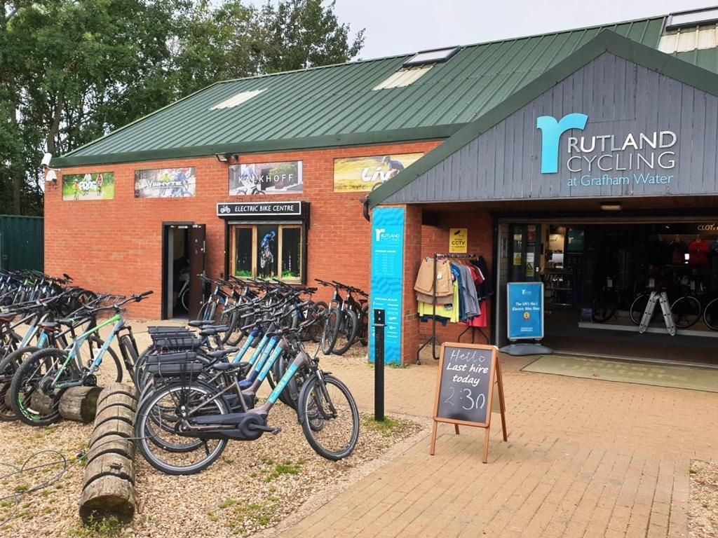 Grafham Water Lodge ภายนอก รูปภาพ