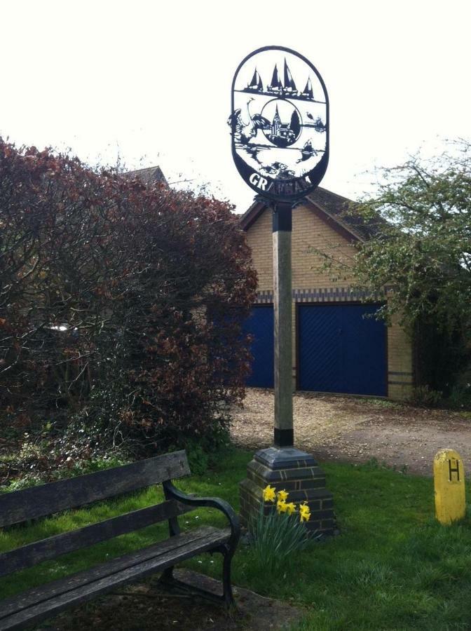 Grafham Water Lodge ภายนอก รูปภาพ