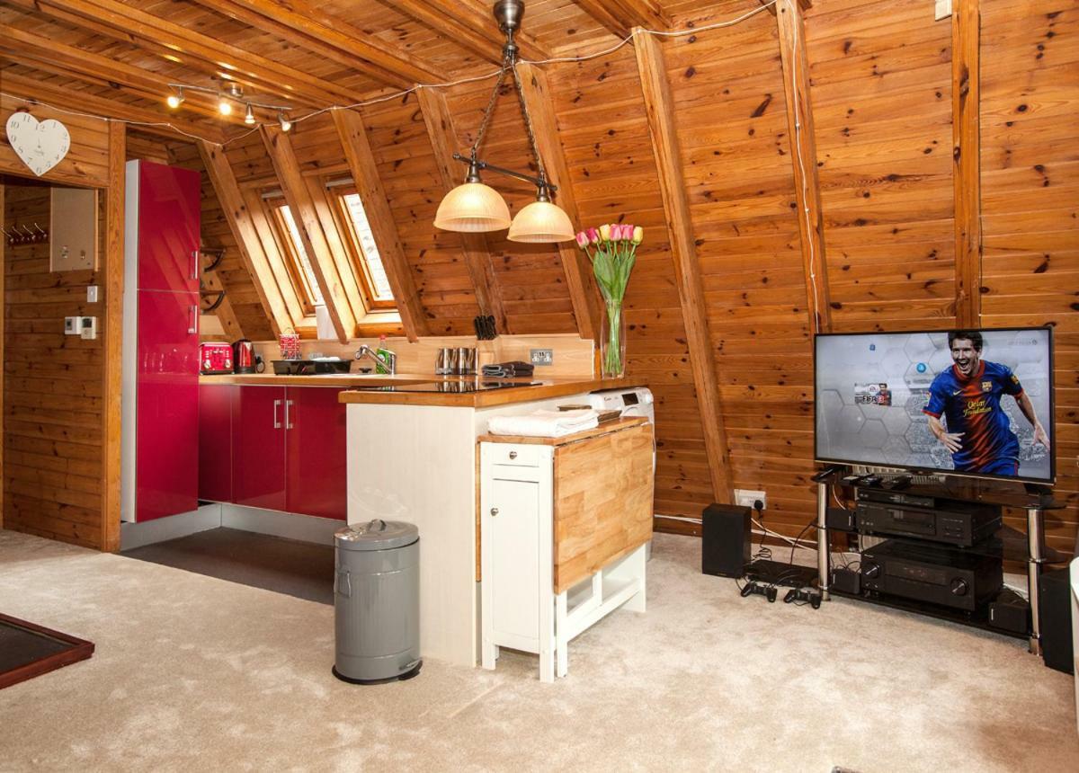 Grafham Water Lodge ภายนอก รูปภาพ