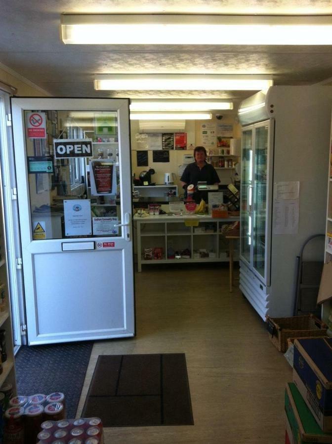 Grafham Water Lodge ภายนอก รูปภาพ